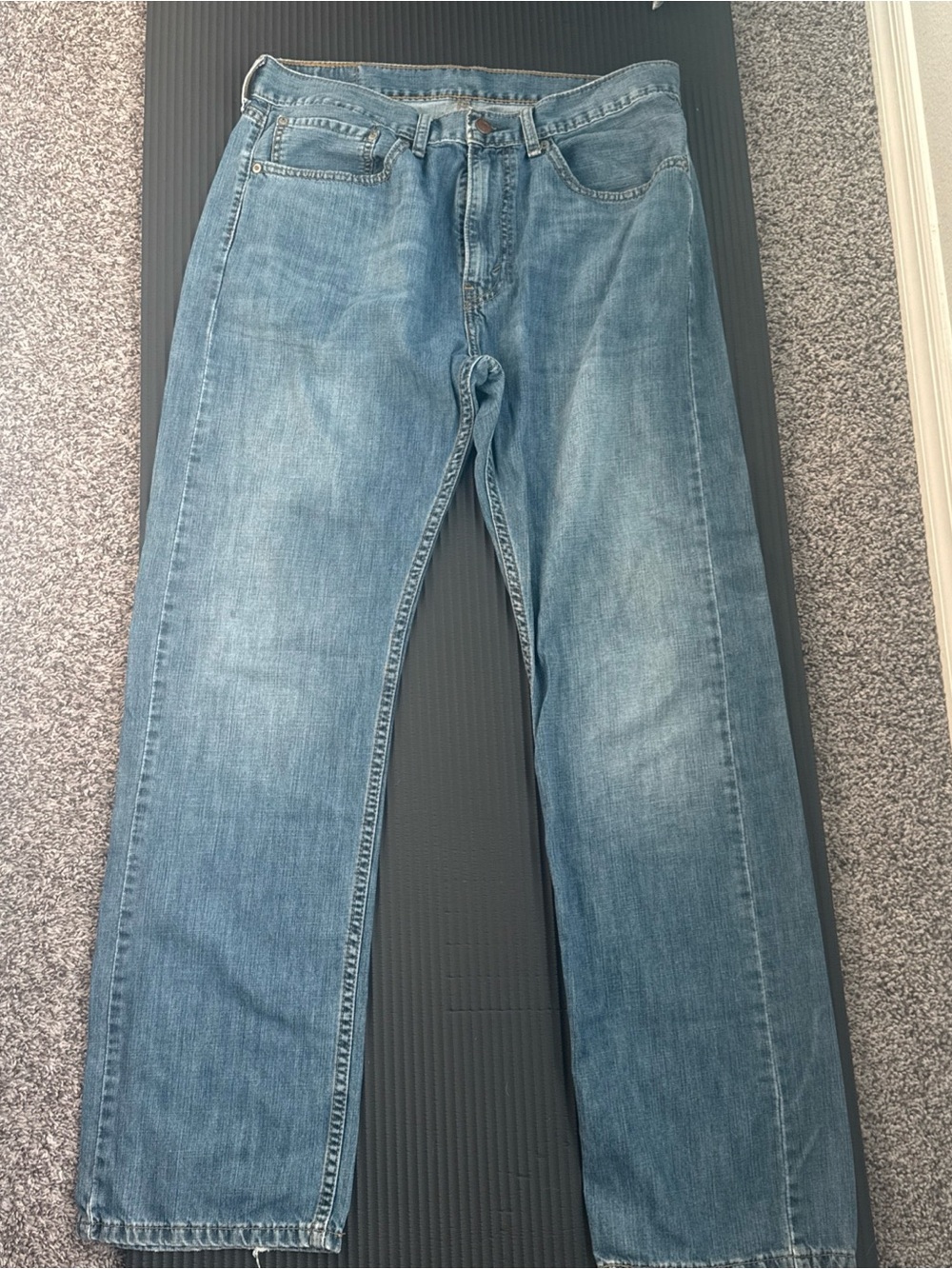 Levi's Men's 505 Relaxed Straight Light Blue Jeans